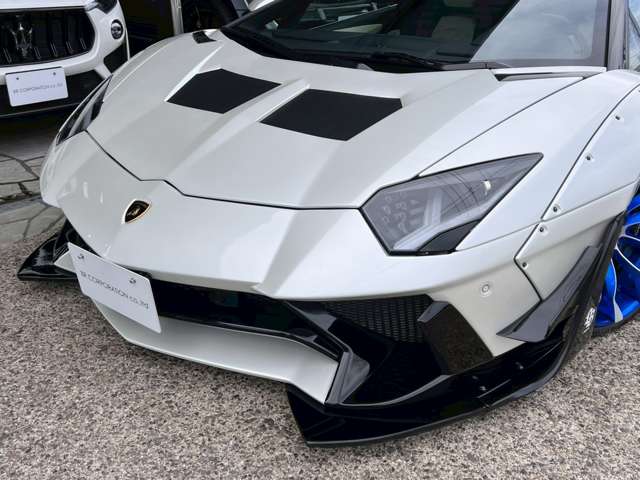 ランボルギーニ アヴェンタドールロードスタ ＬＰ７００－４ ４ＷＤ H27年 (東海) 99