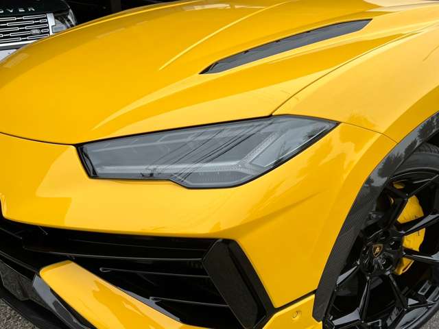 ランボルギーニ ウルス ペルフォルマンテ ４ＷＤ R6年 (東海) 99
