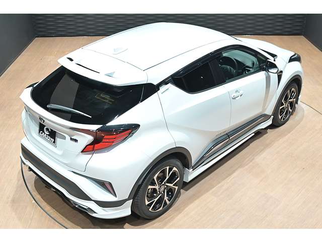 トヨタ Ｃ−ＨＲ ハイブリッド １．８ Ｇ モード ネロ セーフティ プラスＩＩＩ R5年 (関東) 99