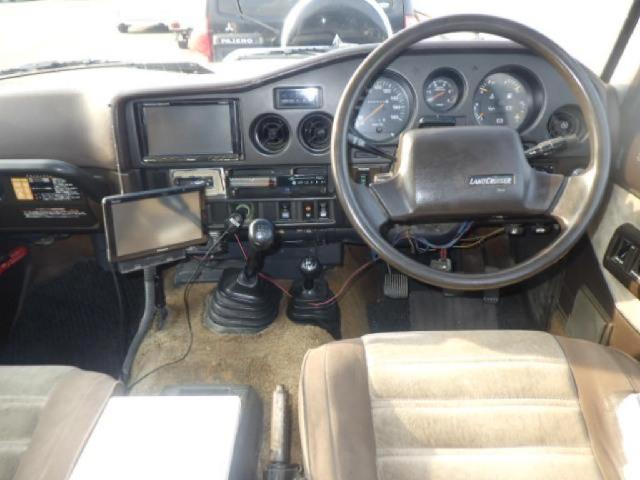 トヨタ ランドクルーザー７０ ４．０ ＶＸ ハイルーフ ディーゼルターボ ４ＷＤ S62年 (四国) 99