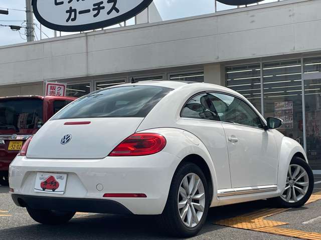 フォルクスワーゲン ザ　ビートル デザイン　レザーパッケージ H25年 (近畿) 99