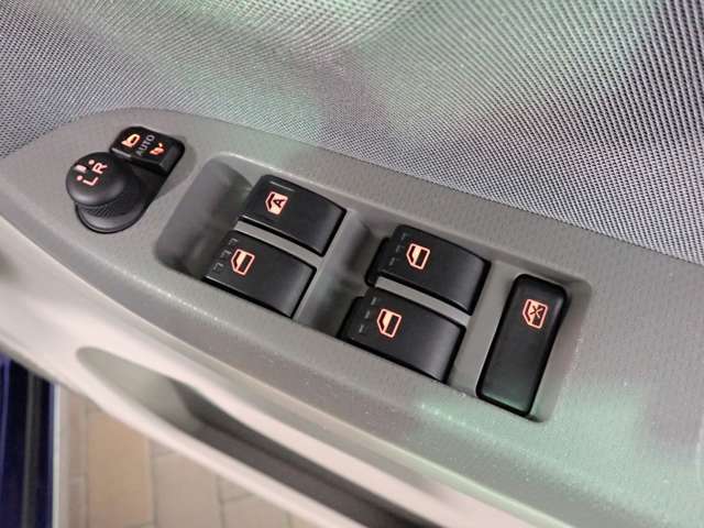 ダイハツ キャスト　スタイル スタイル ６６０ Ｘ ＳＡＩＩＩ R1年 (近畿) 99