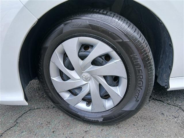トヨタ ヤリス １．０ Ｘ R2年 (東海) 99