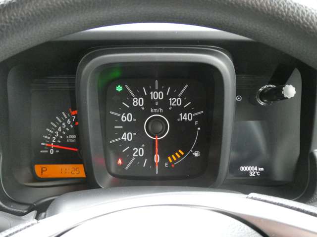ホンダ Ｎ−ＶＡＮ ６６０ ファン ターボ ４ＷＤ R8年 (関東) 99