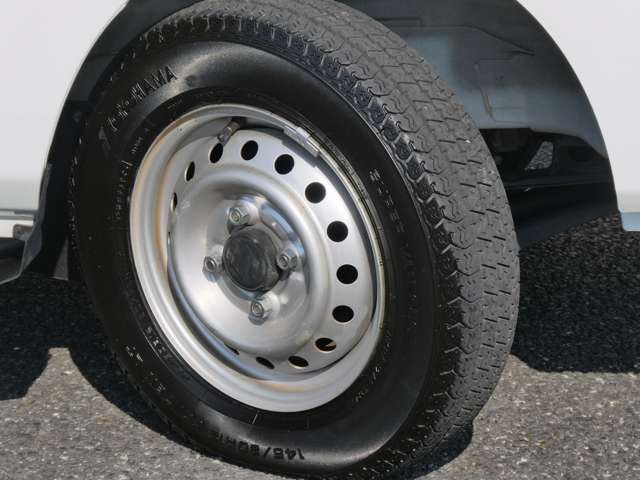 スズキ キャリイトラック ６６０ ＫＣエアコン・パワステ ３方開 ４ＷＤ R4年 (関東) 99