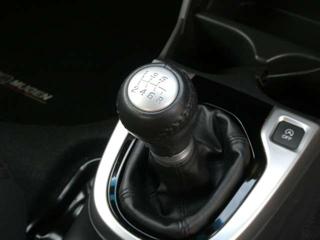 ホンダ フィット １．５ ＲＳ H28年 (関東) 99