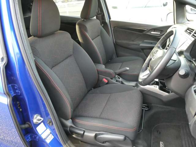 ホンダ フィット １．５ ＲＳ H28年 (関東) 99