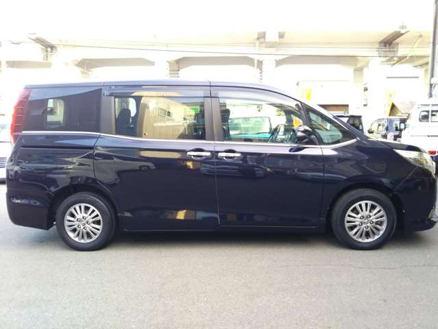 トヨタ エスクァイア ２．０ ＧＩ H27年 (中国) 99