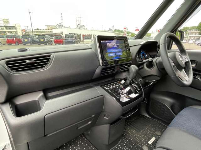 日産 ルークス ６６０ ハイウェイスターＧターボ プロパイロット エディション ４ＷＤ R4年 (東北) 99