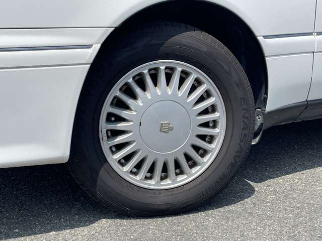 トヨタ クラウン ２．０ ロイヤルエクストラ H11年 (近畿) 99