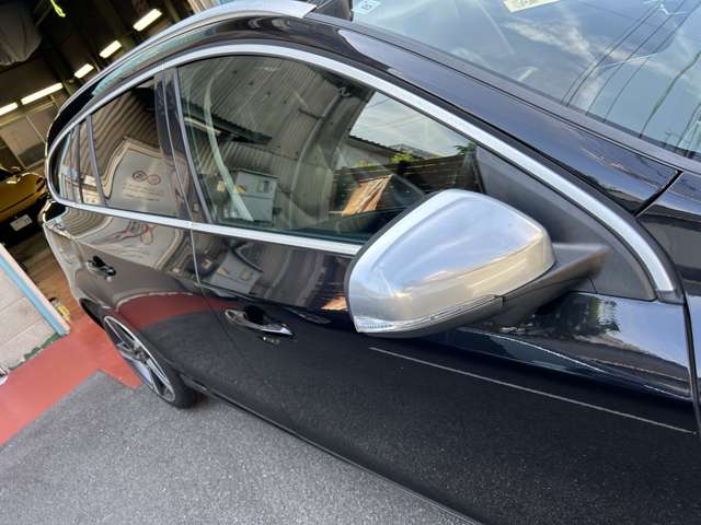 ボルボ Ｖ６０ Ｔ４　Ｒデザイン H25年 (中国) 99
