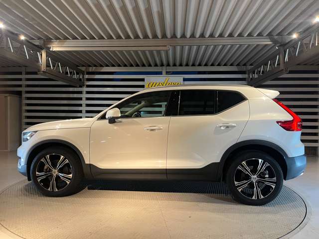 ボルボ ＸＣ４０ Ｔ４ ＡＷＤ インスクリプション ４ＷＤ R2年 (東海) 99