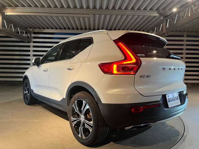 ボルボ ＸＣ４０ Ｔ４ ＡＷＤ インスクリプション ４ＷＤ R2年 (東海) 99