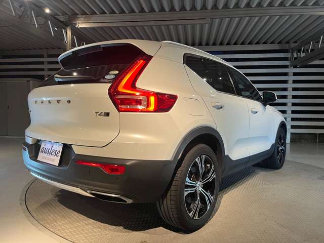 ボルボ ＸＣ４０ Ｔ４ ＡＷＤ インスクリプション ４ＷＤ R2年 (東海) 99
