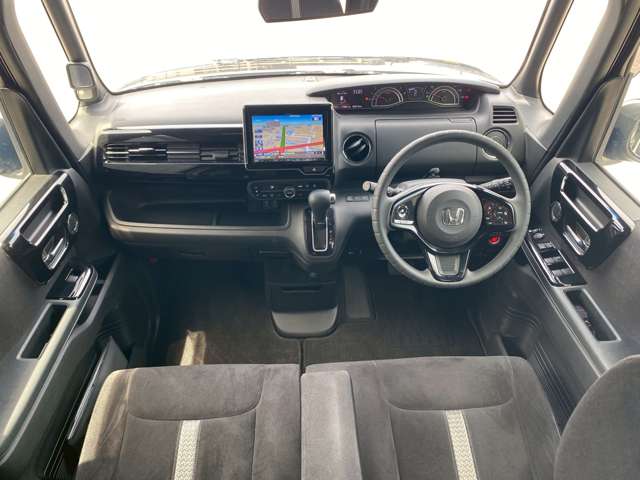 ホンダ Ｎ　ＢＯＸ カスタム ６６０ Ｌ R3年 (近畿) 99