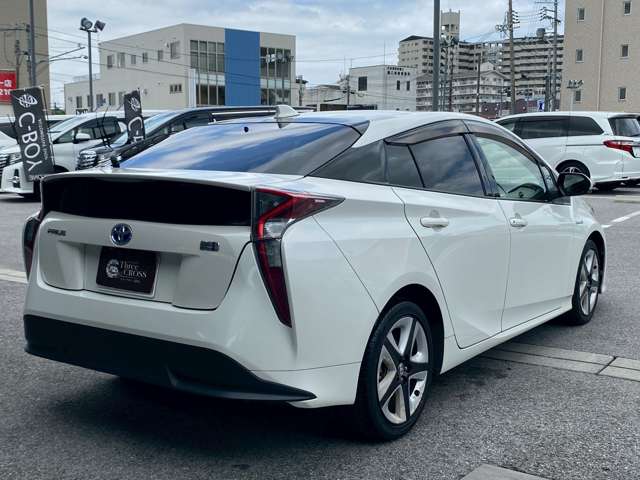 トヨタ プリウス １．８ Ｓ ツーリングセレクション H28年 (近畿) 99