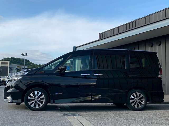 日産 セレナ ２．０ ハイウェイスターＧ H29年 (近畿) 99