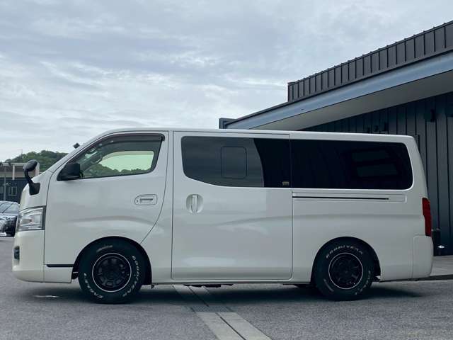 日産 ＮＶ３５０キャラバン ２．５ プレミアムＧＸエマージェンシーブレーキパッケージ ロングボディ ディーゼルターボ H28年 (近畿) 99