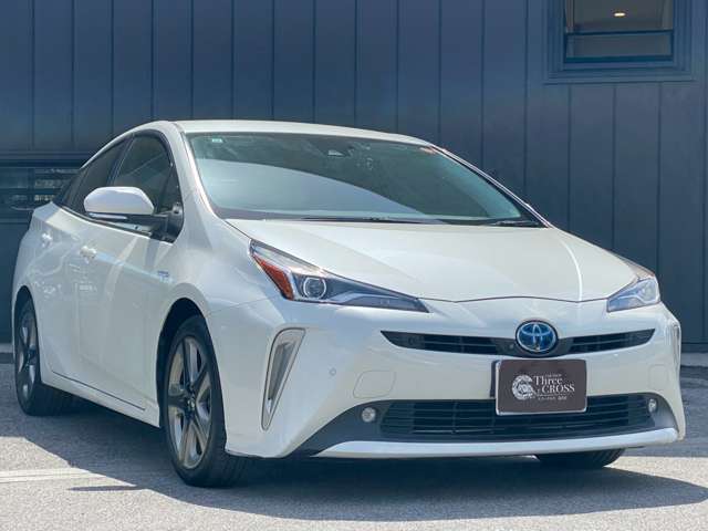 トヨタ プリウス １．８ Ａ ツーリングセレクション R1年 (近畿) 99