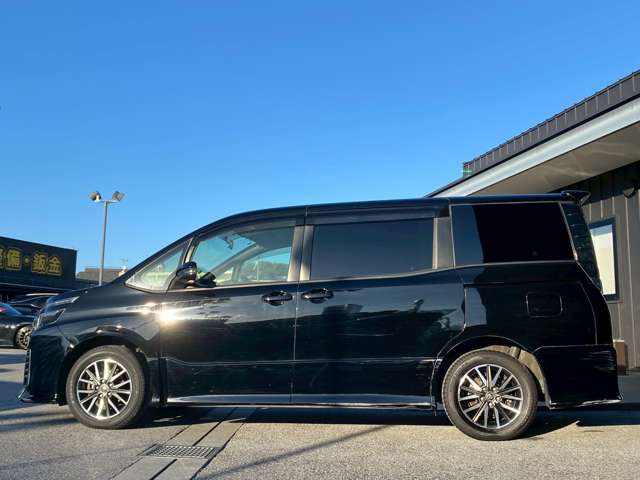 トヨタ ヴォクシー ２．０ ＺＳ H26年 (近畿) 99