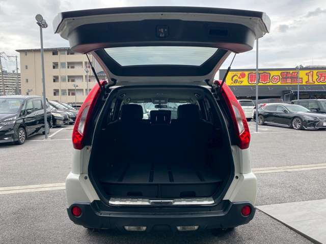 日産 エクストレイル ２．０ ２０Ｘ ４ＷＤ H22年 (近畿) 99