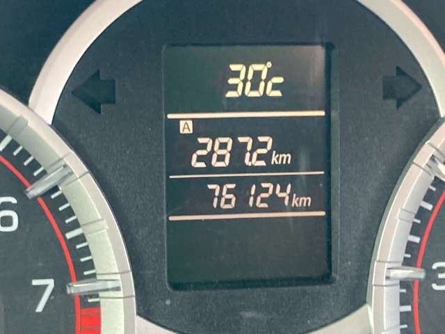 スズキ スイフト １．６ スポーツ H26年 (近畿) 99