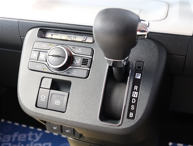 ダイハツ ムーヴ　キャンバス ６６０ ストライプス Ｇ R8年 (関東) 99