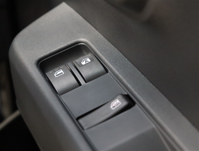 ダイハツ ハイゼットカーゴ ６６０ デラックス R8年 (関東) 99