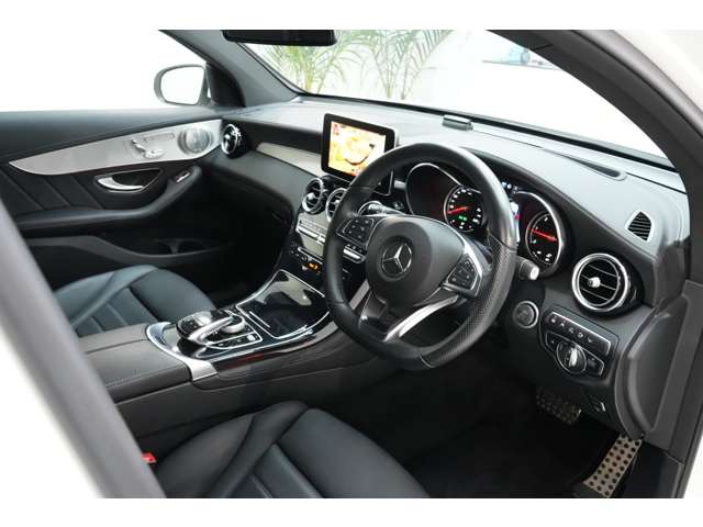 メルセデスベンツ ＧＬＣクーペ ２２０ Ｄ ４マチック スポーツ （本革仕様） ４ＷＤ H29年 (関東) 99