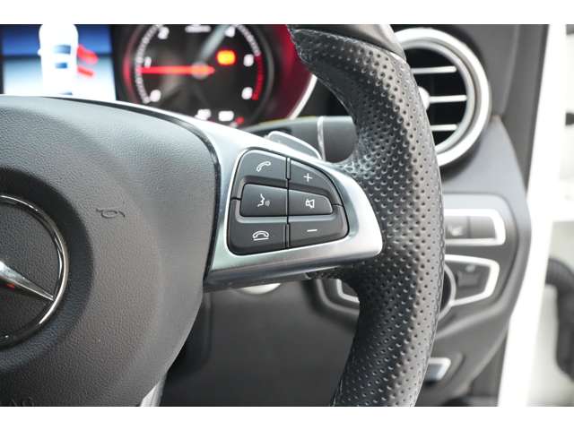 メルセデスベンツ ＧＬＣクーペ ２２０ Ｄ ４マチック スポーツ （本革仕様） ４ＷＤ H29年 (関東) 99