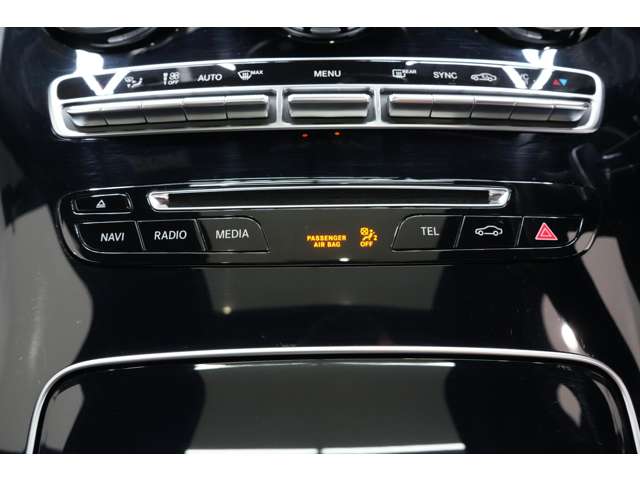 メルセデスベンツ ＧＬＣクーペ ２２０ Ｄ ４マチック スポーツ （本革仕様） ４ＷＤ H29年 (関東) 99