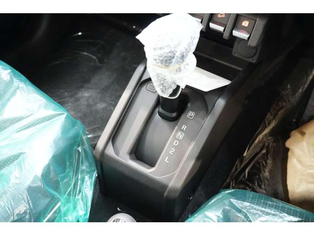 スズキ ジムニー　ノマド １．５ ＦＣ ４ＷＤ R8年 (関東) 99