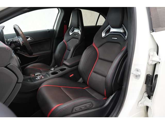 メルセデスＡＭＧ Ａクラス Ａ４５ H26年 (関東) 99