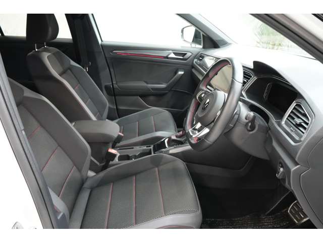 フォルクスワーゲン Ｔ－ＲＯＣ ＴＤＩ スポーツ ディーゼルターボ R4年 (関東) 99