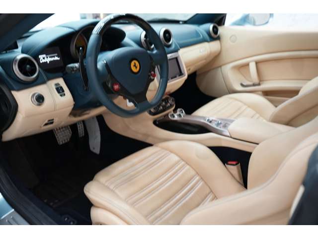フェラーリ カリフォルニア Ｆ１ ＤＣＴ H25年 (関東) 99