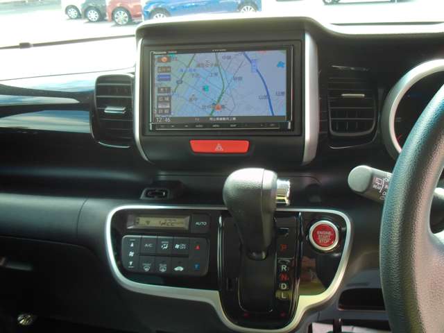 ホンダ Ｎ　ＢＯＸ ６６０ カスタムＧ Ｌパッケージ H29年 (中国) 99