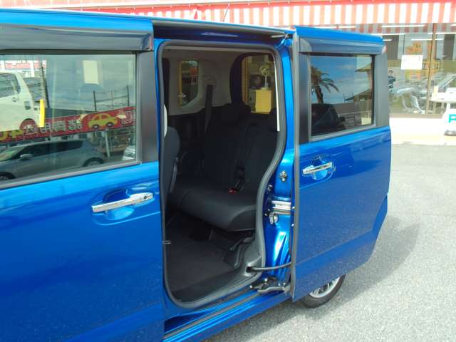 ホンダ Ｎ　ＢＯＸ ６６０ カスタムＧ Ｌパッケージ H29年 (中国) 99