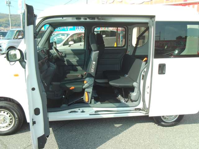 ホンダ Ｎ−ＶＡＮ ６６０ Ｇ ホンダセンシング R1年 (中国) 99