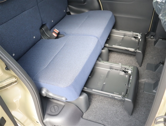 ダイハツ ムーヴ　キャンバス ６６０ セオリー Ｇ R8年 (関東) 99