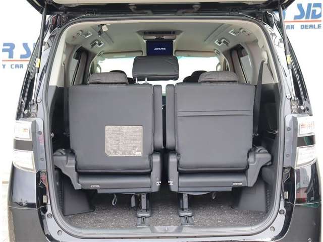 トヨタ ヴェルファイア　ハイブリッド ２．４ ＺＲ ４ＷＤ H25年 (関東) 99