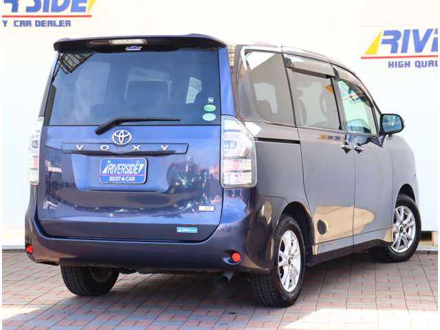 トヨタ ヴォクシー ２．０ Ｘ Ｌエディション H25年 (関東) 99
