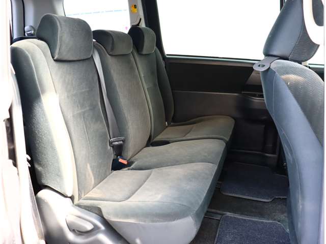 トヨタ ヴォクシー ２．０ Ｘ Ｌエディション H25年 (関東) 99