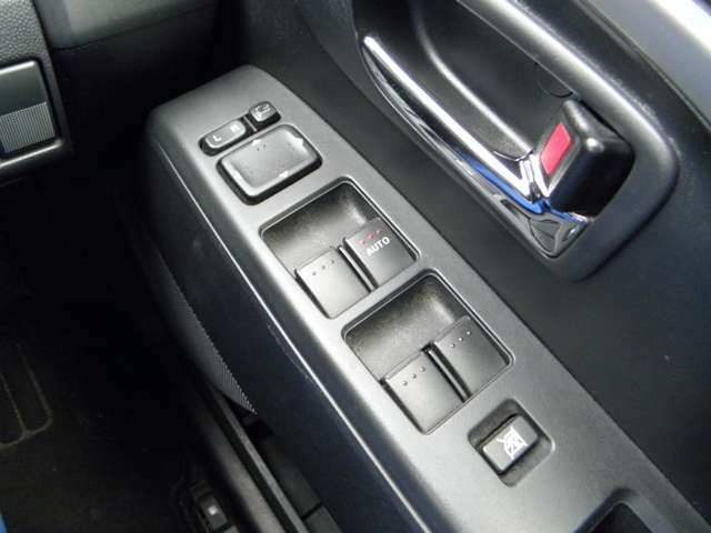 日産 ラフェスタ ２．０ Ｇ H27年 (関東) 99