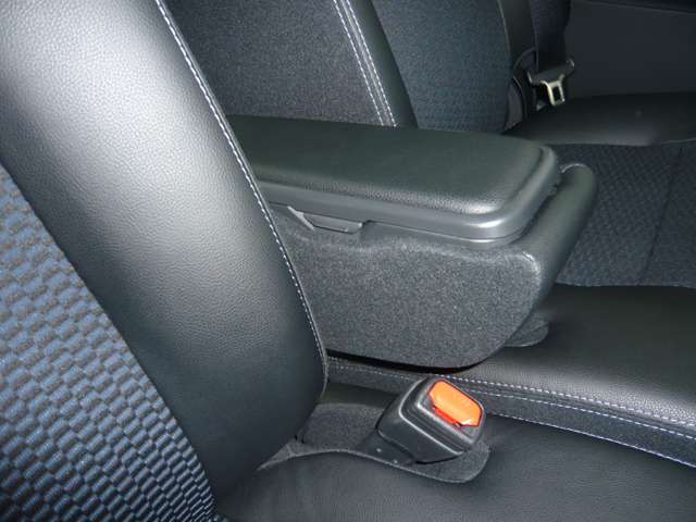 ダイハツ タント ６６０ カスタム ＲＳ R7年 (関東) 99
