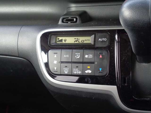 ホンダ Ｎ　ＢＯＸ ６６０ Ｇ ＳＳパッケージ H26年 (関東) 99