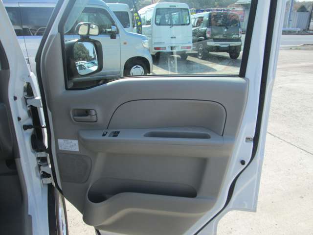 日産 ＮＶ１００クリッパー ６６０ ＤＸ ハイルーフ ５ＡＧＳ車 R4年 (関東) 99