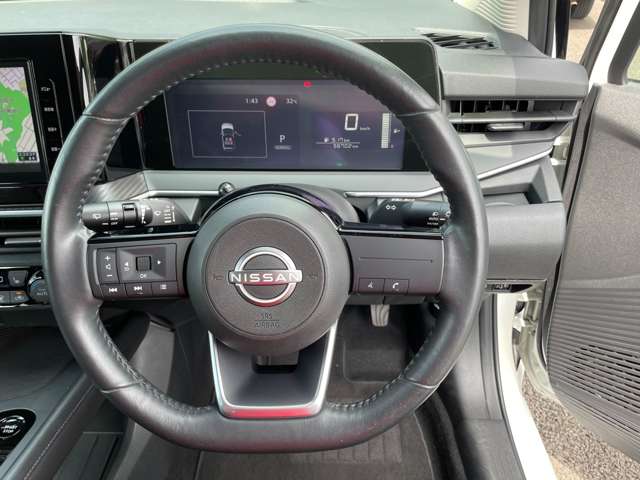 日産 ノート １．２ Ｘ ＦＯＵＲ ４ＷＤ R4年 (東北) 99