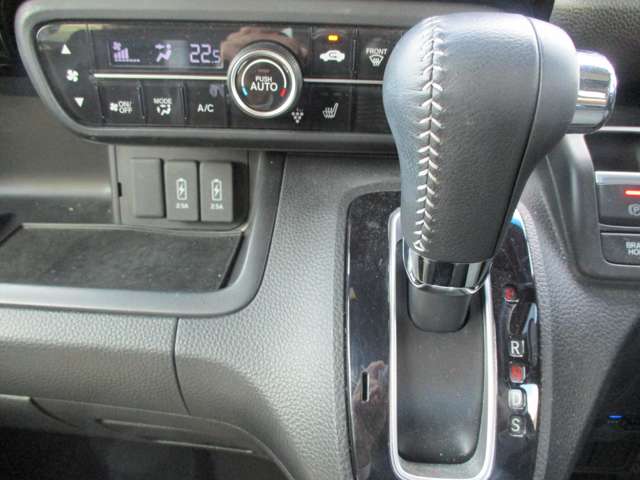 ホンダ Ｎ　ＢＯＸ ６６０ ＥＸ ターボ R5年 (近畿) 99