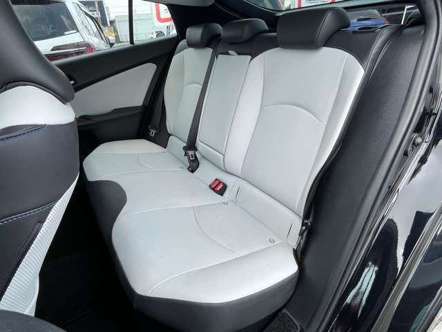 トヨタ プリウス １．８ Ｓ ツーリングセレクション H28年 (近畿) 99