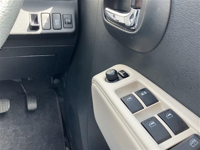 ダイハツ ミラ　ココア ６６０ Ｘ スペシャルコーデ H25年 (中国) 99